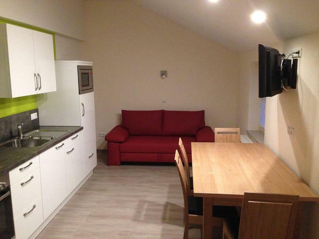 Kasarme Auszeit Apartment Noerdlingen Luaran gambar